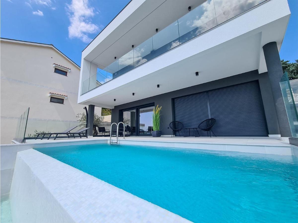 The Five Stars Croatia Apartamento Novi Vinodolski Exterior foto