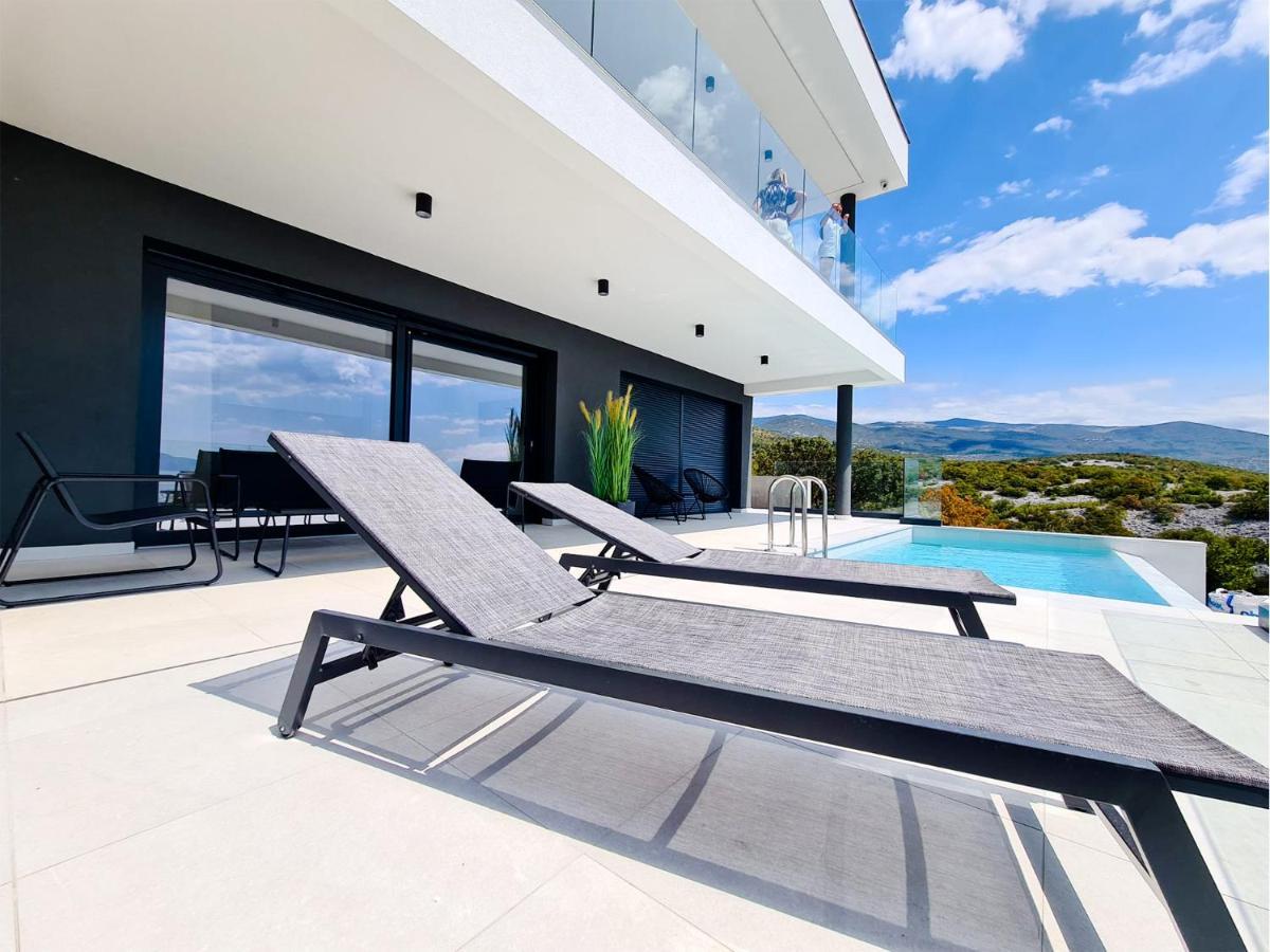 The Five Stars Croatia Apartamento Novi Vinodolski Exterior foto